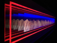 Gonzalo Sánchez, Cordillena andina, papel vegetal, led, cristales y pigmentos vegetales, 210 x 44 cm., 2015